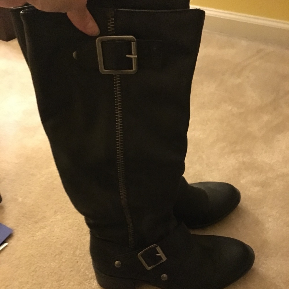 SO Black boots